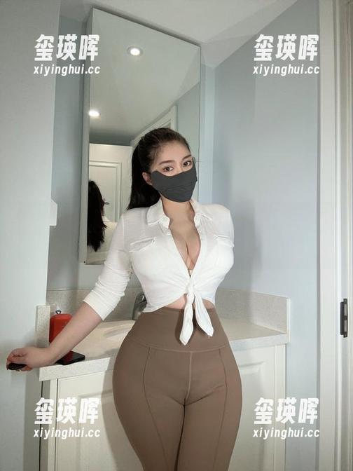微密圈 - 隐藏在红肚兜里的故事，120斤的小王同学新写真来袭