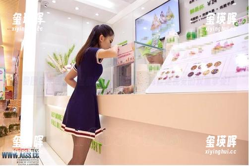 免费图包来袭，爱丝和依美人的结合，简直是视觉的双重享受！