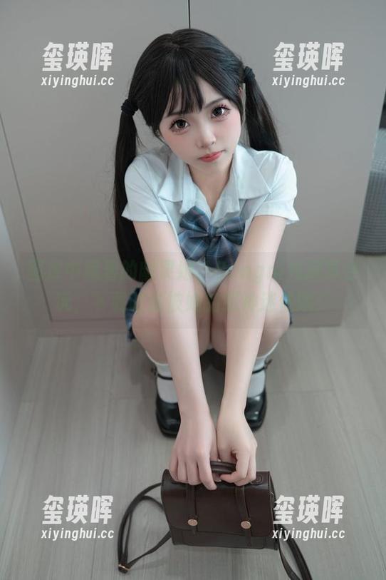图库中藏着的幽灵娘，Bangni邦尼真会玩，下载时别被她的眼神迷住哦！