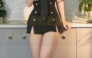 看看Bangni邦尼的魅魔护士照片，心脏已经开始‘手术’了！
