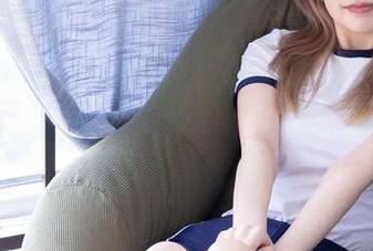 BoBoSocks袜啵啵 - 每一套都有独白！稚予的三套服装图集等你下载，感受那一丝不言而喻的美