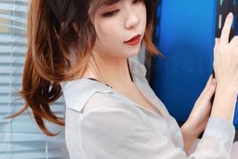Leah梓未居家：套图里的随性与优雅，我真的是醉了！