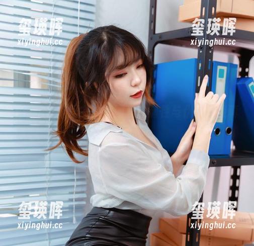 Leah梓未居家：套图里的随性与优雅，我真的是醉了！