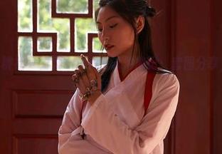 MiiTao蜜桃社 - 雪梨sherry泳池游记：套图分享，水中倒影竟然这么撩！