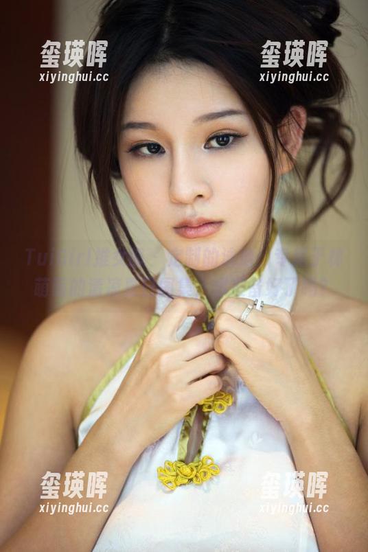 TuiGirl推女郎-林萌萌 TuiGirl推女郎 - 定制的泳池,专属于林萌萌的清凉夏日图集,你准备好了吗?