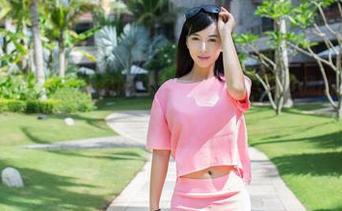 TuiGirl推女郎 - 王根星熙的连体衣写真：为啥我的衣柜里没有这样一件？