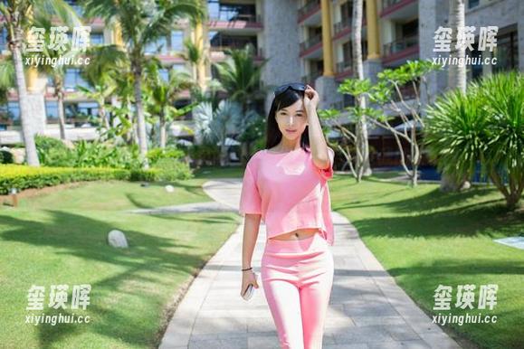 TuiGirl推女郎 - 王根星熙的连体衣写真：为啥我的衣柜里没有这样一件？