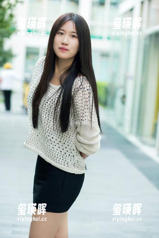 TuiGirl推女郎-赵惟依 TuiGirl推女郎 - 赵惟依的裤里丝私房美图:无敌视角,居然能引发哲学思考!