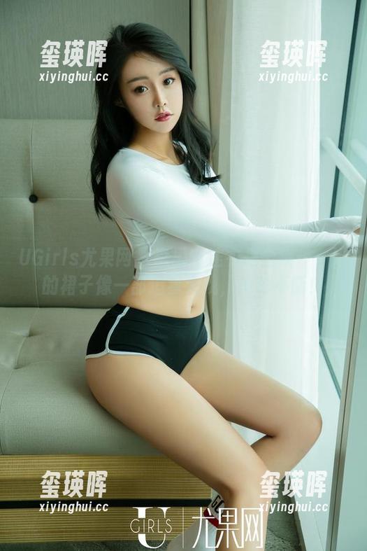 UGirls尤果网 - 李思宁连衣裙全集——她的裙子像一部追星大戏，精彩不断！