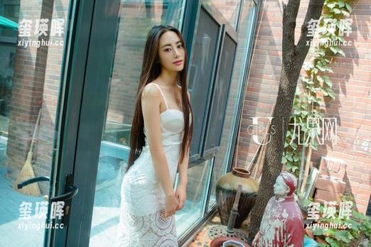 UGirls尤果网 - 照片里看修女，在线王尔琳又来拯救我们的单身生活！