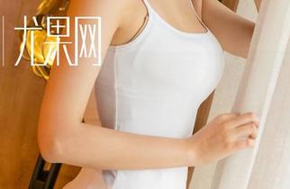UGirls尤果网 - 打开禅叽zankii的办公室合集，真希望时间可以暂停在那一刻。