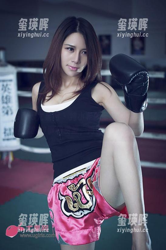 UGirls尤果网 - 纯小希的圣诞合辑，图集里的故事和资源，简直让人陶醉！
