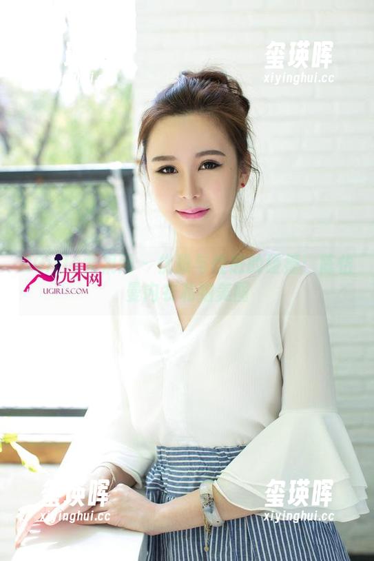 UGirls尤果网 - 优雅与性感的碰撞：陈怡曼内衣私拍美图