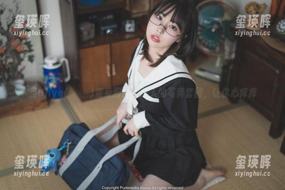 当Uhye(이유혜)变身厨娘：醉人的写真套图，让你心痒痒