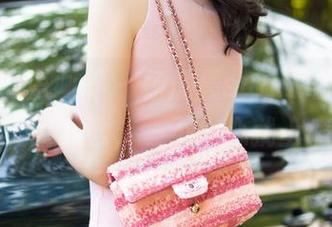 XIAOYU语画界 - 杨晨晨sugar的高跟鞋：美图下载，一不小心就上瘾！