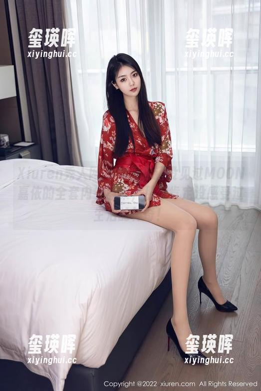 Xiuren秀人网 - 如果你还没见过MOON嘉依的全套内衣图集，那你肯定没感受过生活的神奇！