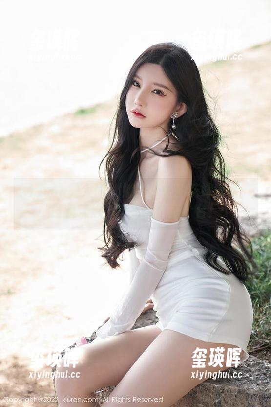 Xiuren秀人网 - 娜娜子呀的花嫁气质：图集精选，让我也想搭个台！