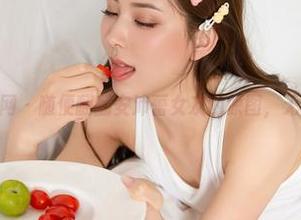 Xiuren秀人网 - 随便翻翻安沛蕾女友的原图，无圣光却有故事