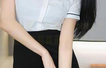 Xiuren秀人网 - 徐莉芝Booty在水手服里：这私房作品真是既可爱又迷人！