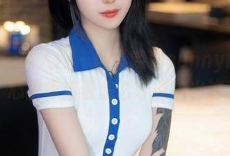 Xiuren秀人网 - 翻看晓茜sunny的御姐图集，心里琢磨着怎么才能拍出这种感觉