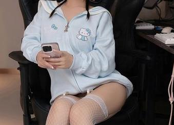 Xiuren秀人网 - 在香槟色裙子里，杨晨晨简直是个梦想，图库里高清得不忍直视！