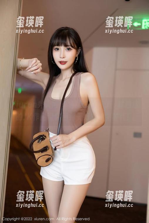 Xiuren秀人网 - 定制你的青春，林悠悠的JK作品带你回到美好的学生时代！