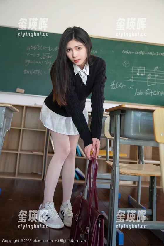 Xiuren秀人网 - 我来分享一下王俪丁的高清自拍，真怀疑她是不是仙女下凡！