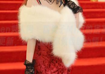 Xiuren秀人网 - 糯美子Mini的居家写真更新，瞬间提升你做饭的心情！