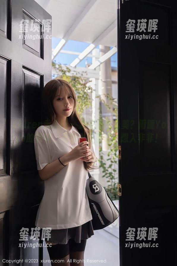Xiuren秀人网 - 要不要这么美？雨瞳Yoyo的御姐，无圣光图集让人想入非非！