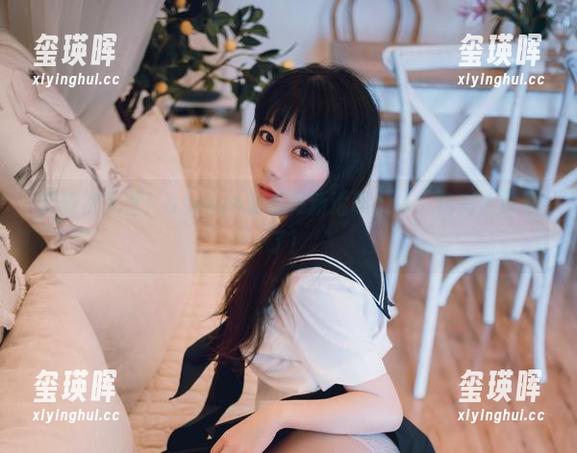 突破次元壁！usejan蓝蓝更新透明cos，色彩太好看了！