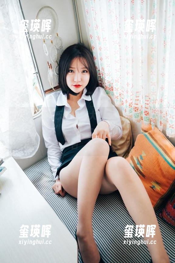 yeeun孙乐乐的图册大揭密，‘LEEHEEEXPRESS’里的‘cos’真有点太‘直白’了！