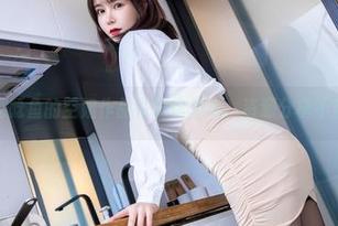 让亚马逊鲶鱼的空姐作品飞进你的心，资源分享不容错过！