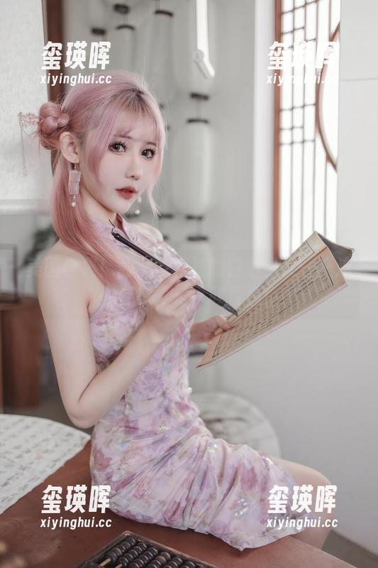 美图合集！仙女月和她的白猫少女——这些姿态真是不敢直视！