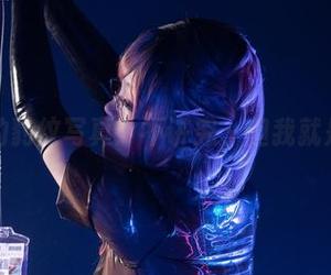 你烨烨的豹纹写真：不讲究，但我就是想看！