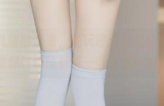黑色礼服的诱惑，兔玩映画的精选写真感觉像在偷偷解锁一些禁忌的美。