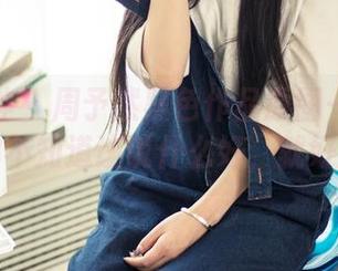 头条女神 - 周予然黑色作品原图—分享时我都不知道该说什么好，就好美。