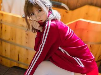 想看碧蓝航线的信浓女警吗？快来小仓千代w的免费合集，绝对不亏！