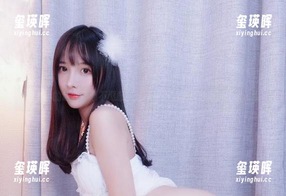 不推荐的话我真心不愿意！分享小小奶瓶儿的最新纯欲吊带