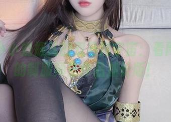 探秘小小奶瓶儿的双马尾宇宙：看网盘里的制服师生作品加长版！