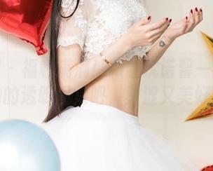 尤果网 - 福利满满！跟着沈诺馨一起潜入她的透明图集吧，羞涩又美好。