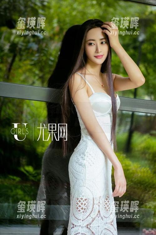 尤果网 - 糖果的户外照合集，感觉像是无圣光之下的真实，就这样吧，不刻意。