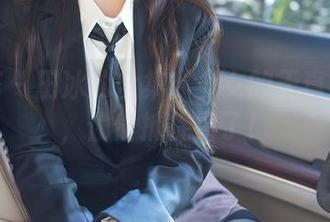尤蜜荟 - 田冰冰全集：少女的天真与幻想，偷偷捕捉到了！