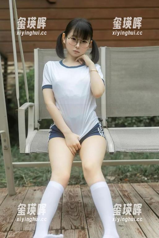 下载幼水铃衣修女写真，别问我怎么了，我也不知道。
