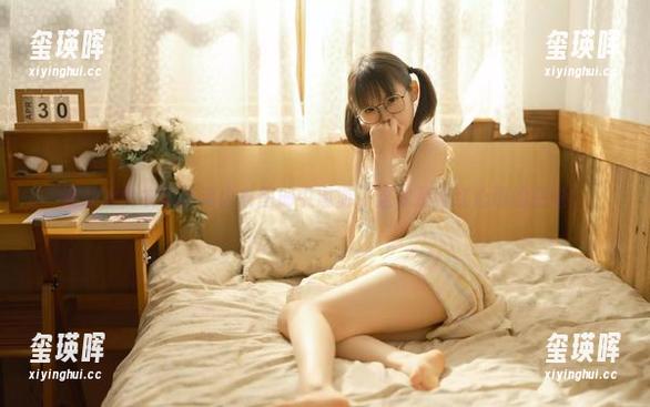 在幼水铃衣的高清内衣图册中遨游：这才是脸红心跳的感觉！