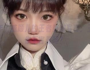 那些年，戚顾儿的王者荣耀写真：王昭君你不害羞吗？