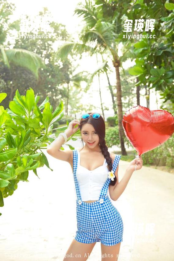 推女神 - 绮里嘉Ula的新灰丝作品在线，这是沉迷的节奏啊！