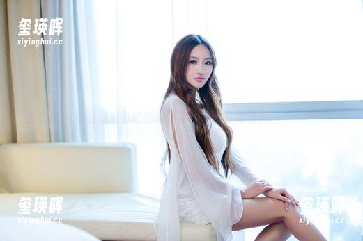 推女郎 - 听说看王馨瑶的黑丝写真能提高壁纸颜值，试试吧！