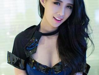 推女郎 - 赵惟依在白衬衫中散发的气场，原图就只能让人咂舌