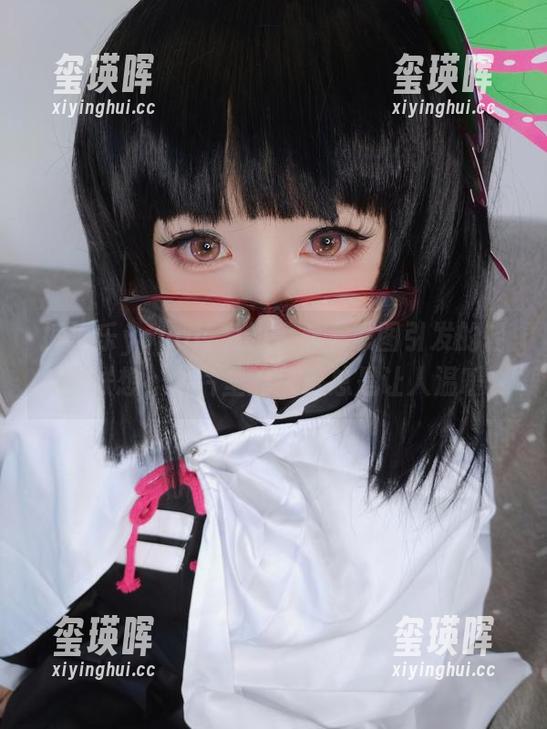 摇摇乐yoyo挥舞的短裤，原图引发的轻松联想，图片里的快乐总是让人温暖