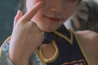 揭秘!星黛鹿鹿i的校服真相,原图和套图都超乎想象!